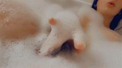LusciousxLuci – teaser- bubble bath massage