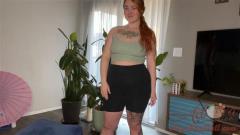 Adora bell – Squatting Sweaty Farts and Rimming