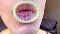 Molly Darling – Condom Mouth Play