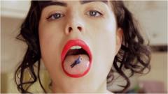 Molly Darling – Gentle Giantess Threatening Vore