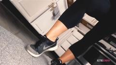 AstroDomina – NIKECUTRIX – SHOE FETISH EXECUTRIX