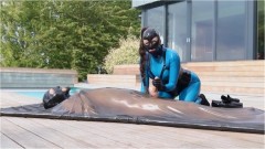 Cristal Kinky Clips – in latex catsuit handjob and fucking bound sub in latex vac bed