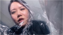 Dominatrix Mara – Kinky Breath Control With A Plastic Bag