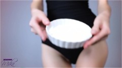 Empress Mika – Pied in your Sissy Face