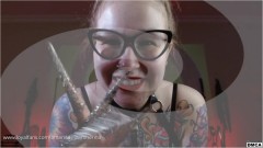 Goddess Amanita – You Want To Feel My Long Silver Claws Under Your Skin