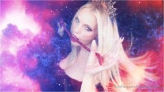 Miss Annabelle Grace – The Click Loop