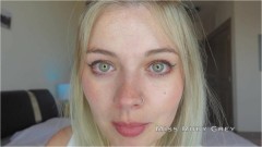 Miss Ruby Grey – Stroke Stare Sink