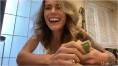 MissIvyDoll – Answering Door Naked for Pizza