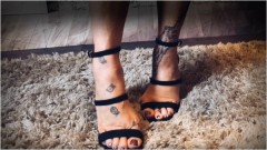 MistressRavenFD – PAY UP FOOT LOSER