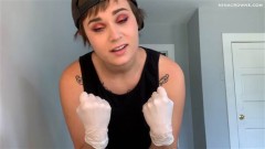 Nina Crowne – Tomboy Bullies You