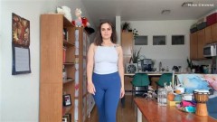 Nina Crowne – Walking Striptease