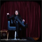 Official Vinyl Queen – The Bad Butler – Custom Clip Request