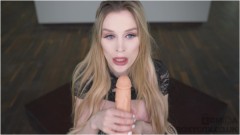 Roxy Cox – Mommy Fucks Younger Sons Big Cock and Cucks Older Brother