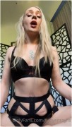 Ruby Enraylls – Task Happy Hump Day!!