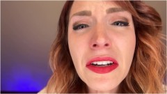 SneezeGoddess – 4K Sneeze Close Ups