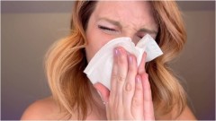 SneezeGoddess – Dream Girl Sneezes and Nose Blows