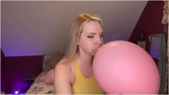 SneezeGoddess – Working Up to a 36 Inch Balloon