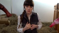 Sydney Harwin – Filthy Farmyard Mommy