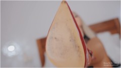 Young Goddess Kim – Pantyhose Queen Tease (4K)