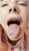 Yourhikerbabe – Slobbering and Spitting All Over You and Your Cock JOI