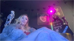 SorceressBebe – Hand Me Your Holiday Cash