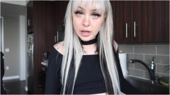 MillieMillz – wet your pants for goddess JOI