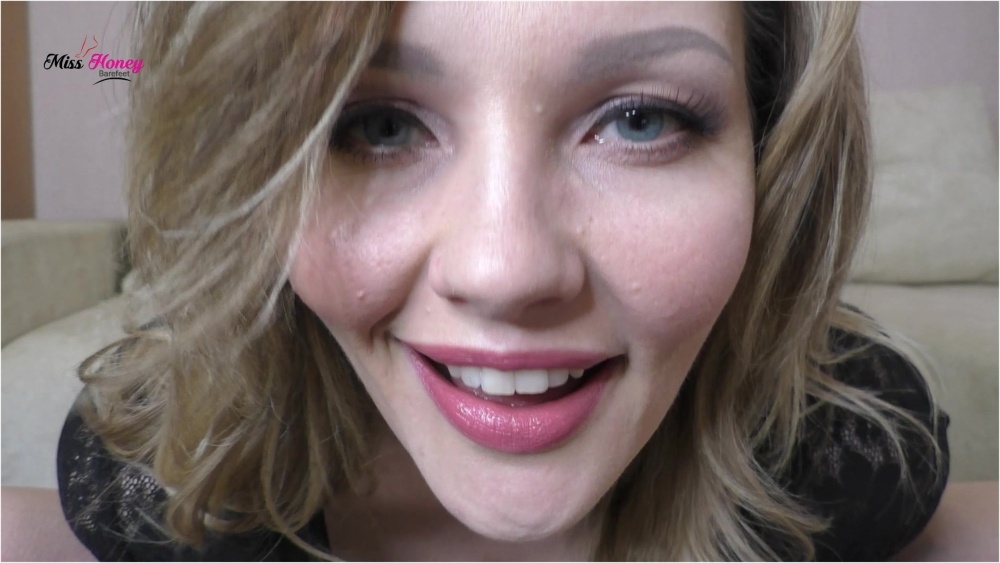 Honey Barefeet – Faggot for a Tranny Cock