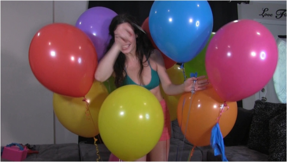 Jasmin Jai Studios – Helium Balloon Popping