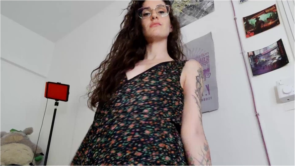 Mistress Maxima – SIMP song