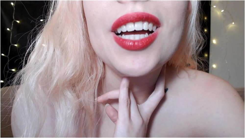 NovaSin – Showing Off Teeth in Lipstick