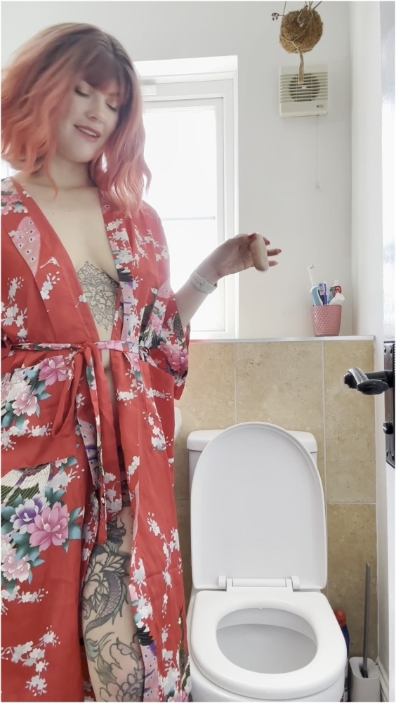 Yourhikerbabe – Penectomy Crazy Girlfriend Flushes Your Chopped Off Penis