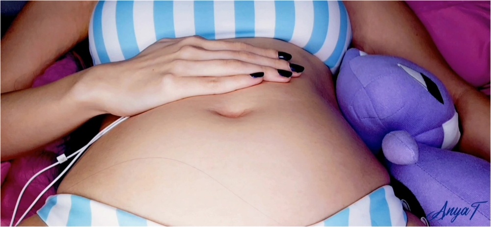 Anya T Videos – Ravenous Stocking Eats Sweet Treats [and you] + Bloated Navel Play