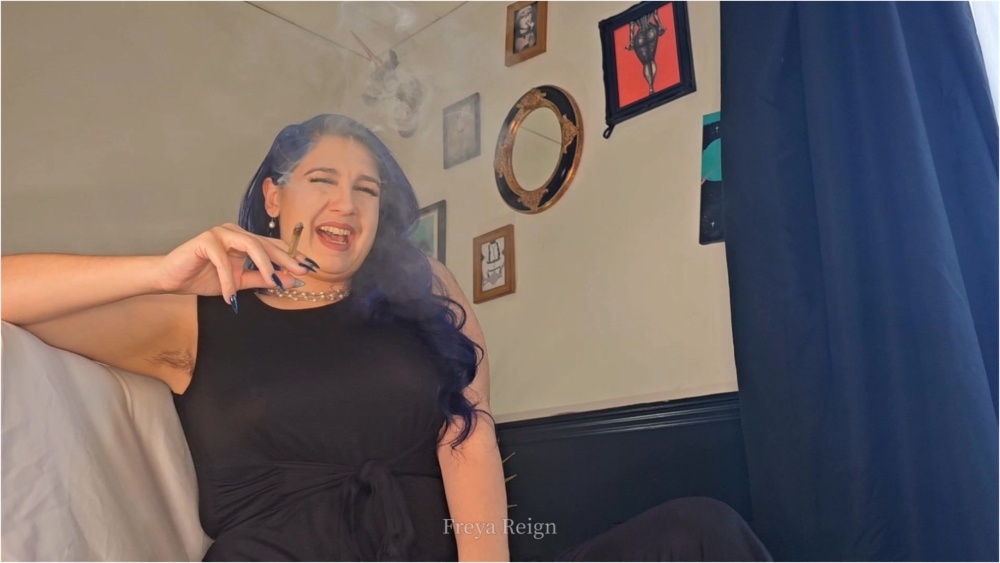 Freya Reign – Afternoon Smoke Break and Stress Release JOI