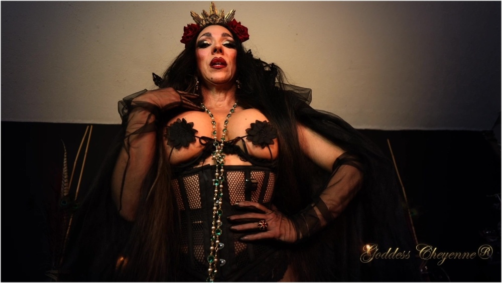 Goddess Cheyenne – The Divine Feminine
