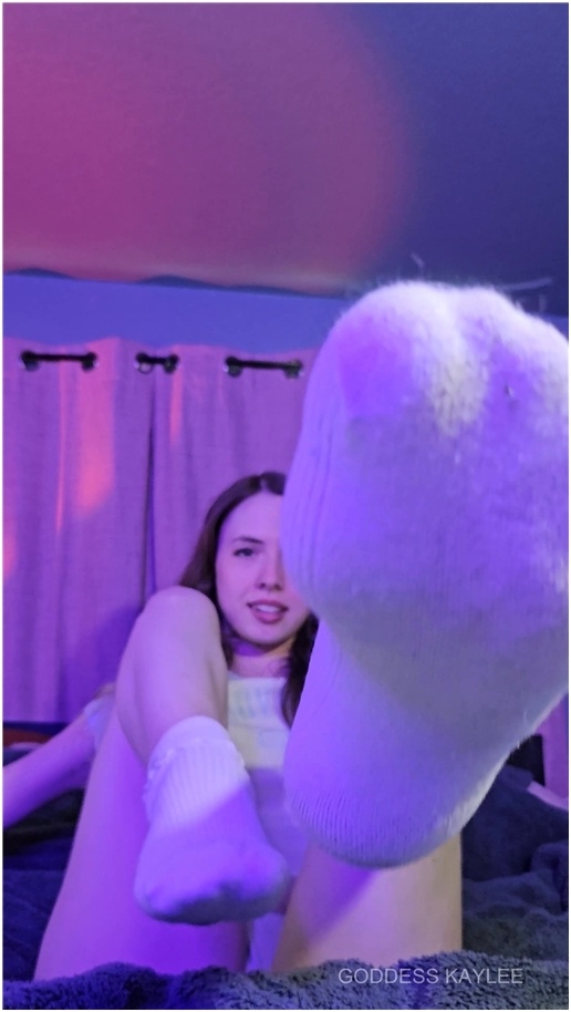 GoddessKayQueen – Pheromone Training 2 – The Toilet Slave