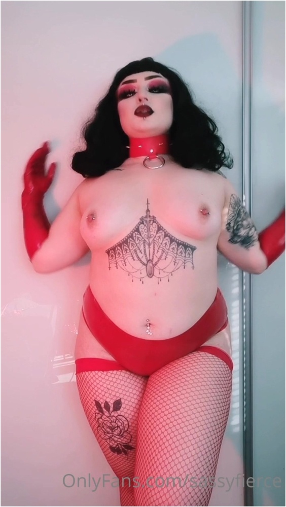 Nova The Nerd – Red Latex Striptease Seduction