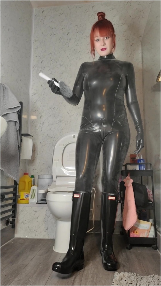 Princess Diss – Clean The Toilet For Princess Diss