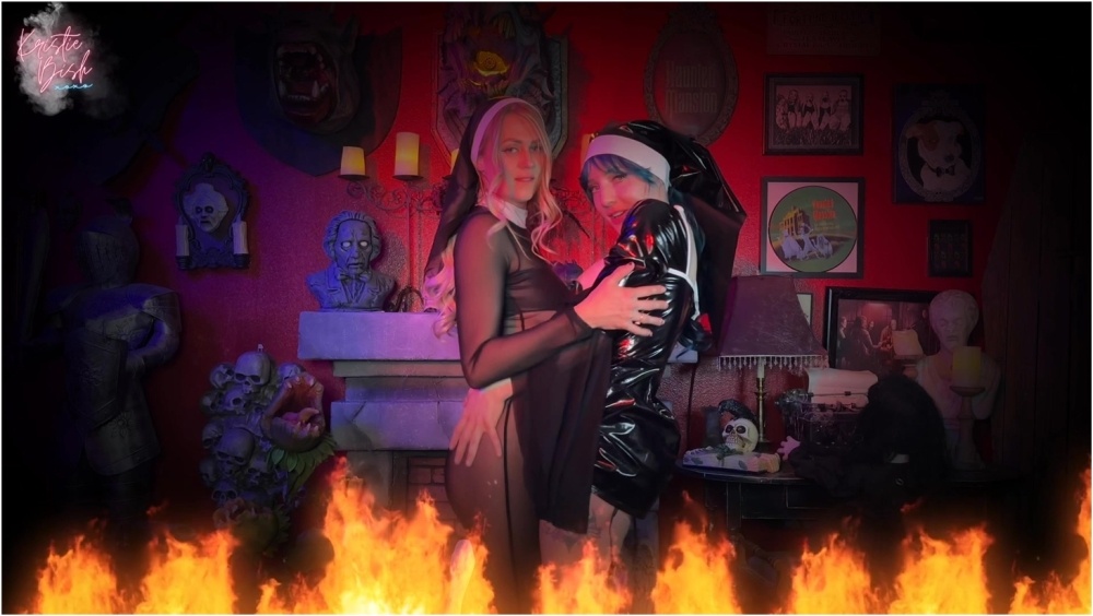 Kristie Bish and AshleyyLovee – Sinister step Sisters GOONING JOI