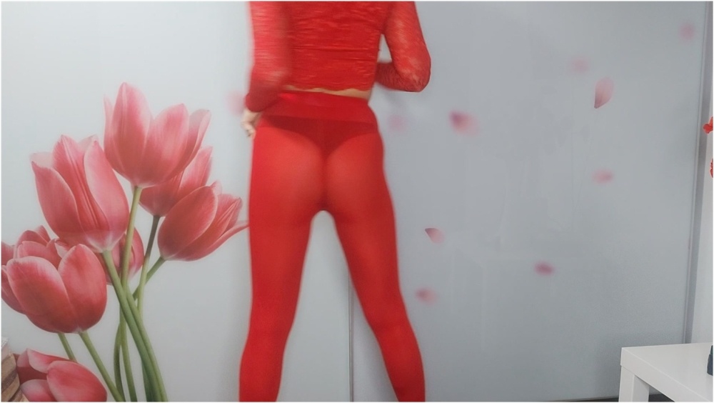 MissMarisa – In love with red